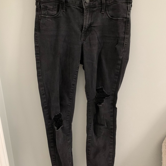 Old Navy Distressed Rockstar Jeans - Picture 1 of 2